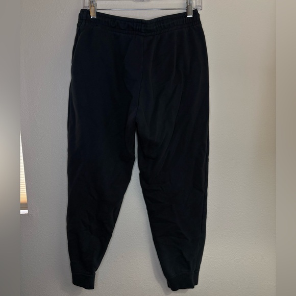 Nike Women’s Black Sweatpants size medium - Picture 2 of 4
